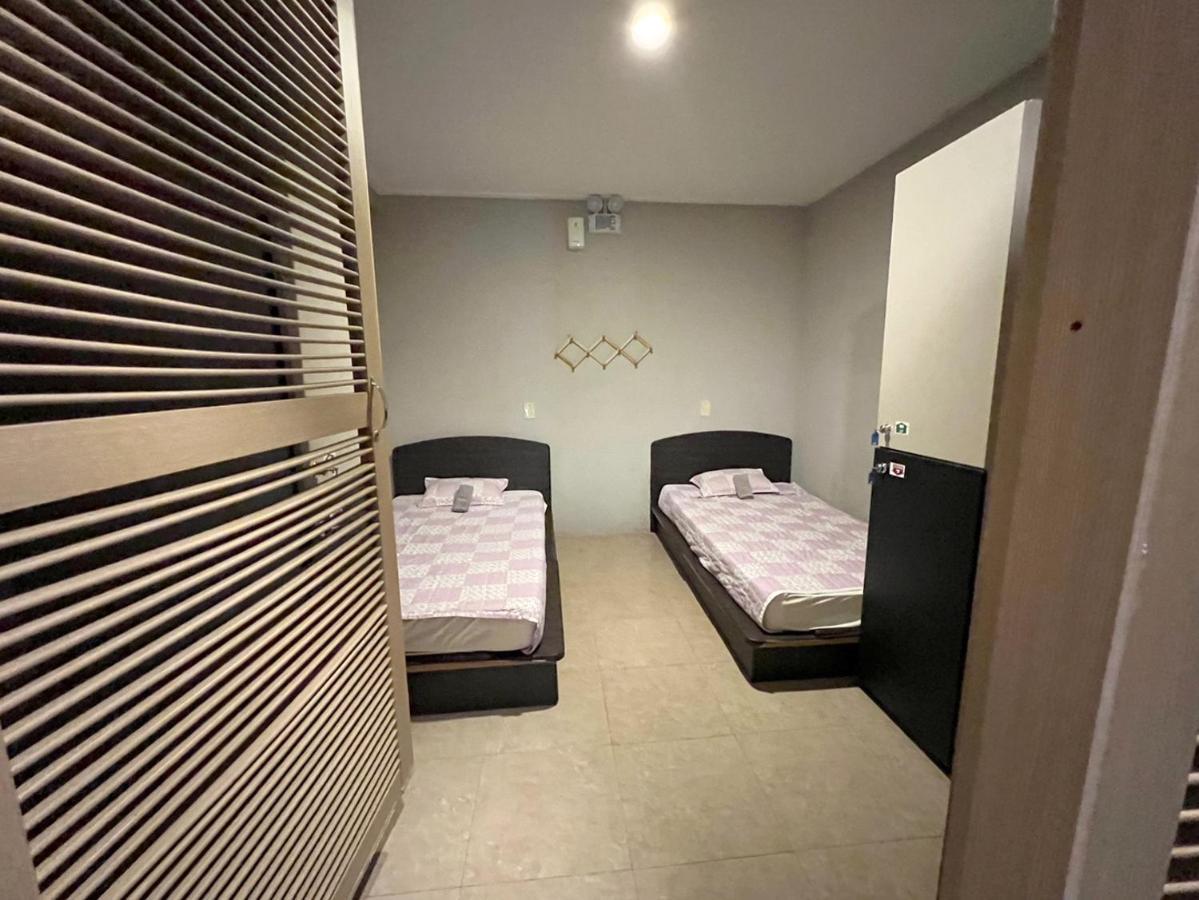 Saipan Well House Hotel Exterior photo